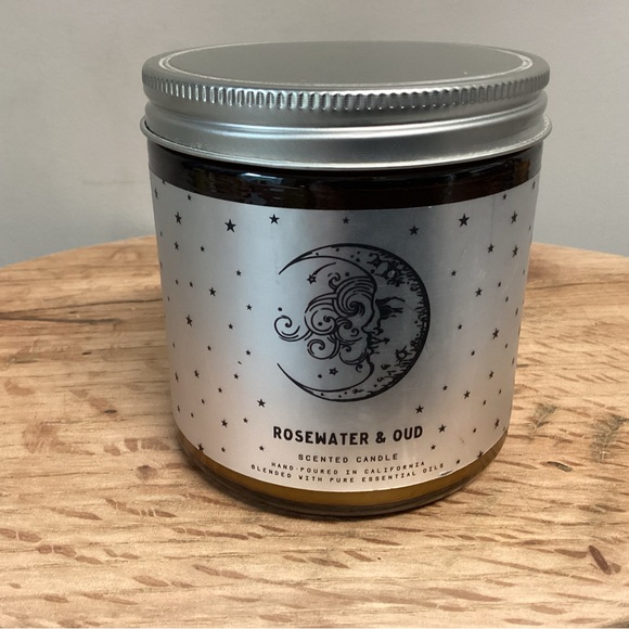 🟤 New & Hand Poured - Rosewater & Oud Scented Candle in Glass Jar and Lid - Picture 5 of 13